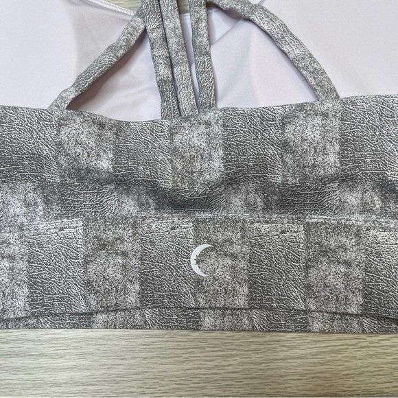 Zyia Active Gray White Strappy Racerback  Sports Bra Removable Pads Size XL - Picture 4 of 9